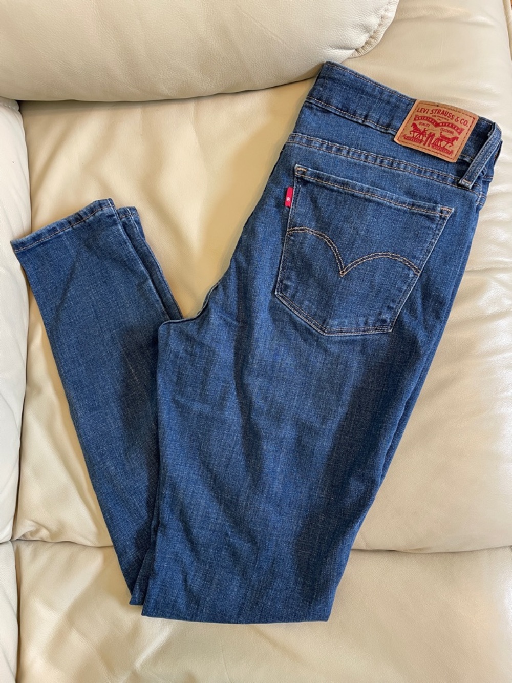 Levi's 711 Indigo Blue Skinny Jeans